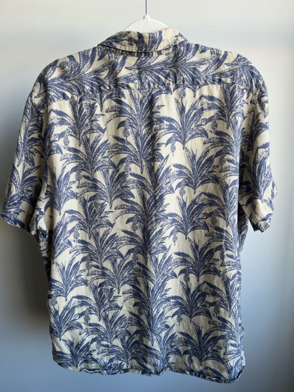Banana Republic Blue Palm-Print Linen Short Sleeve Shirt - Picture 5 of 7